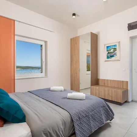 Apartment Heni *