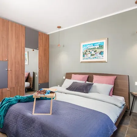 Heni Apartament Vrbnik (Primorje-Gorski Kotar)