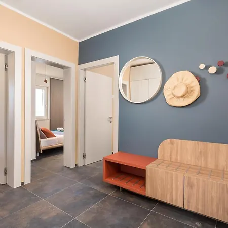 Apartment Heni *