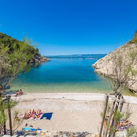 Heni Vrbnik (Primorje-Gorski Kotar)